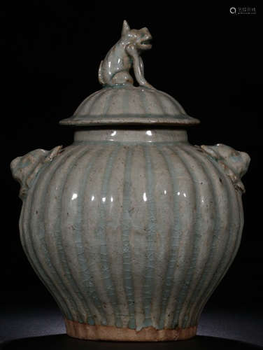 A YUEYAO GLAZE JAR