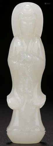 A HETIAN JADE CARVED GUANYIN BUDDHA STATUE