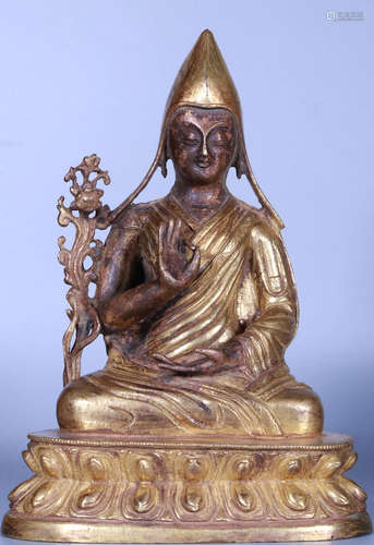 A GILT BRONZE CASTED BUDDHA STATUE