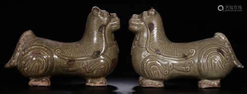 PAIR OF GREEN GLAZE LION SHAPED ORNAMENT