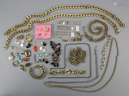 Miscellaneous Collection of Jewelry