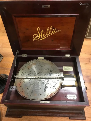 Stella Mahogany Music Box