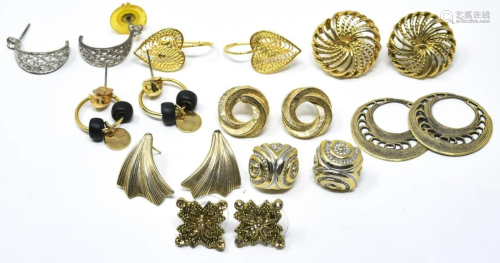 Collection of Vintage Costume Jewelry Earrings
