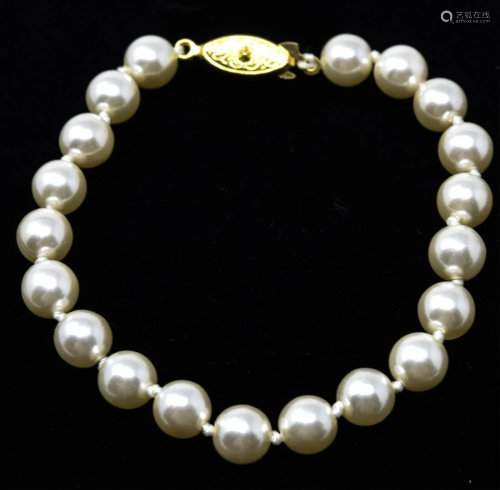 Vintage Faux Pearl Costume Bracelet