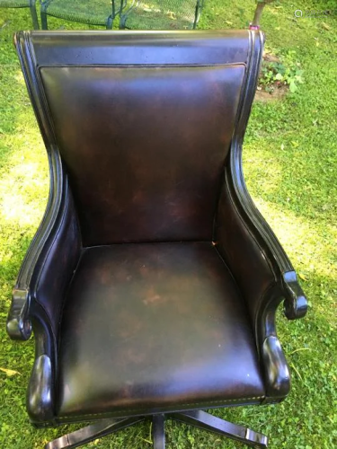 Leather Upholstered Executive Office Chair