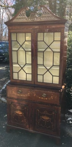 Queen Anne Style Inlaid Veneer Curio Cabinet