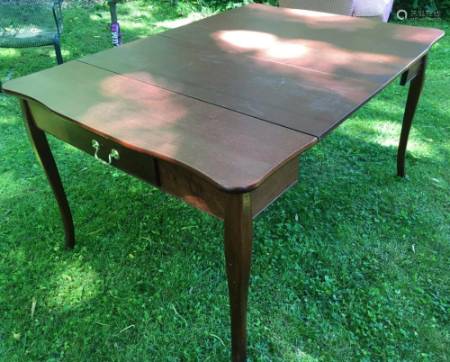 Mahogany Dining Table W Leaves