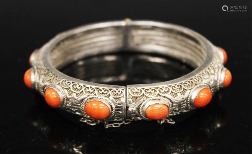 CHINESE SILVER CORAL LADYS BRACELET