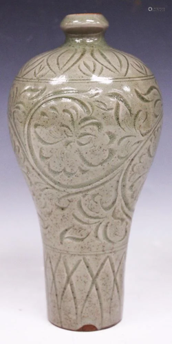 CHINESE CELADON CARVED POTTERY VASE