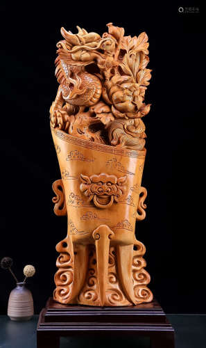A YABAI WOOD ORNAMENT CARVED WITH DRAGON&FLOWER