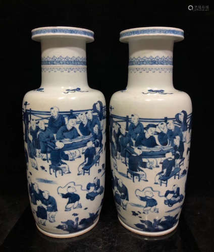 PAIR OF BLUE&WHITE GLAZE VASE WITH FIGURE PATTERN