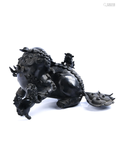 A BRONZE FIGURE OF LION.QING PERIOD