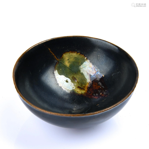 A JIZHOU-GLAZED BOWL.SONG PERIOD