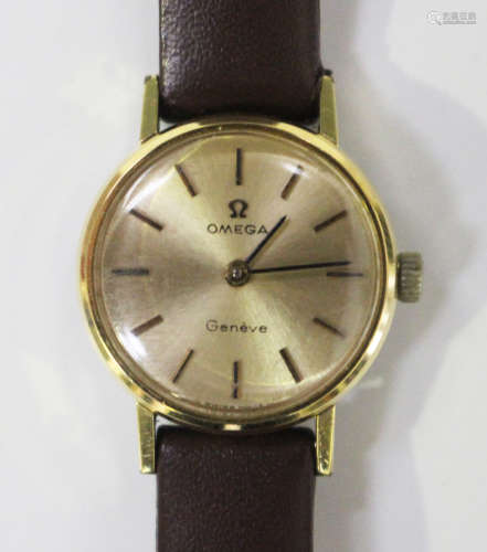 An Omega gilt metal fronted and steel backed lady's wristwatch, case diameter 2cm, with an Omega