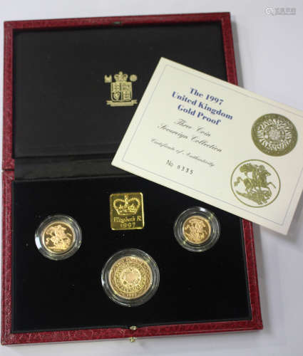 An Elizabeth II United Kingdom gold proof three-coin sovereign collection set 1997, comprising two