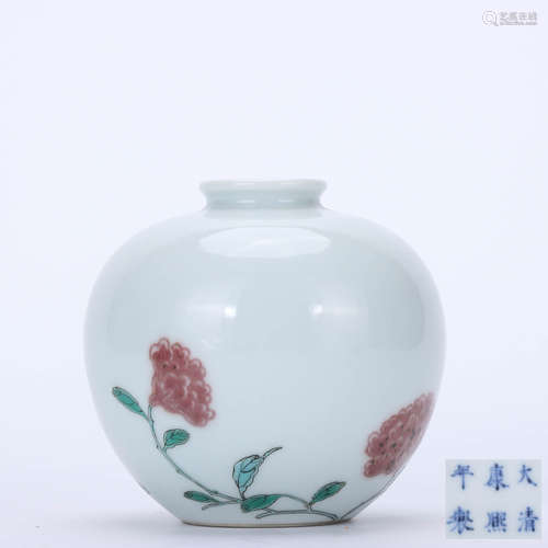 A Chinese Famille Rose Floral Porcelain Water Pot