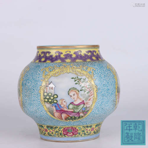 A Chinese Floral Painted Porcelain Jar