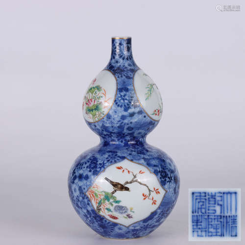 A Chinese Blue and White Flower&Bird Pattern Porcelain Gourd-shaped Vase