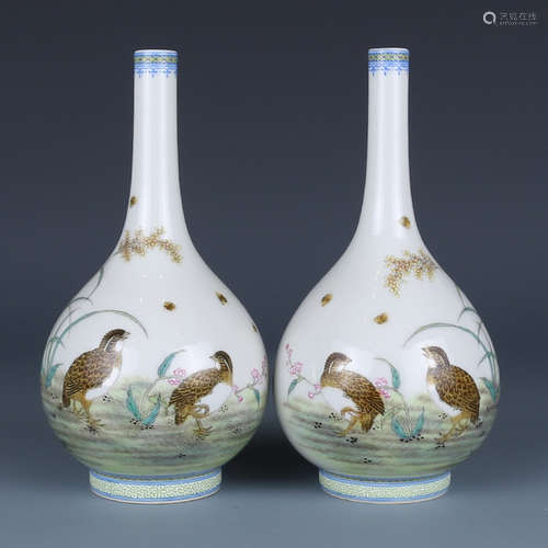 A Pair of Chinese Famille Rose Porcelain Vases