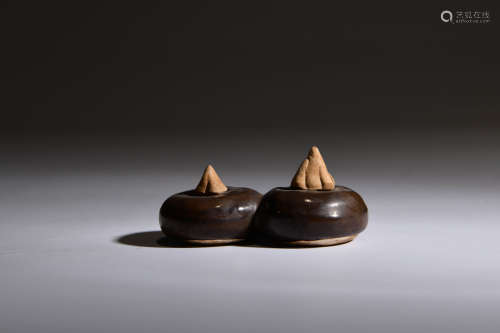 A Pair of Chinese Bionic Porcelain Water Chestnuts