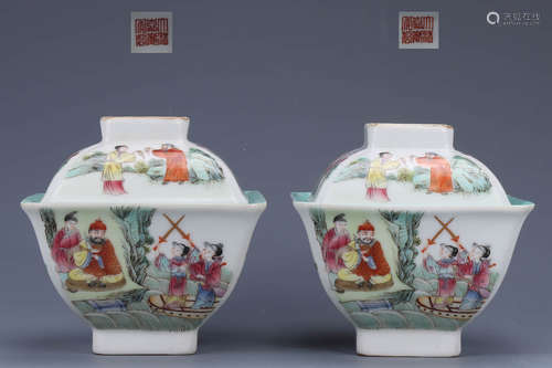 A Pair of Chinese Famille Rose Figure Painted Porcelain Bowls