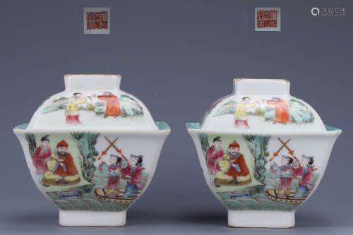 A Pair of Chinese Famille Rose Figure Painted Porcelain Bowls