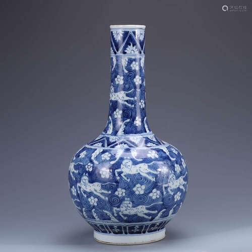 A Chinese Blue and White Floral Porcelain Flask