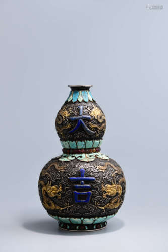 A Chinese Silver Gourd-shaped Vase Inlaid with Gems