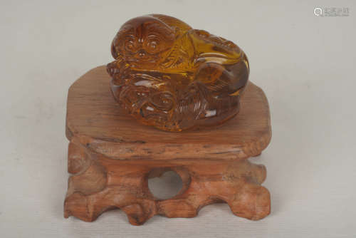 A Chinese Golden Amber Ornament