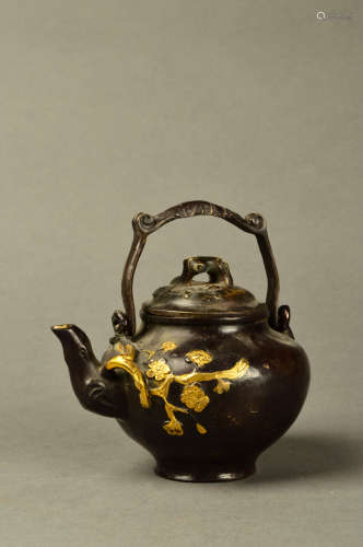A Chinese Floral Gild Copper Pot
