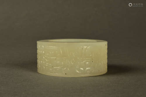 A Chinese Hetian Jade Ring