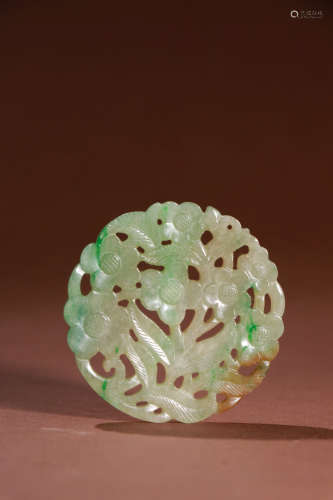 A Chinese Jadeite Floral Carved Pendant