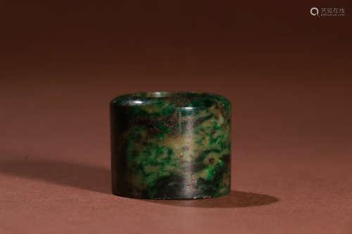 A Chinese Jadeite Thumb Ring
