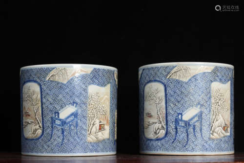 A Chinese Blue and White Famille Rose Porcelain Brush Pot