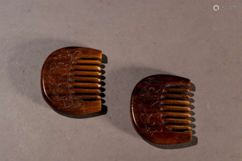 A Pair of Chinese Lotus Pattern Comb