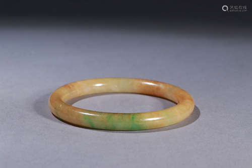 A Chinese Jadeite Bracelet