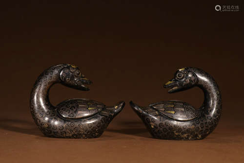 A Pair of Chinese Gold and Silver Inlaying Goose Ornaments