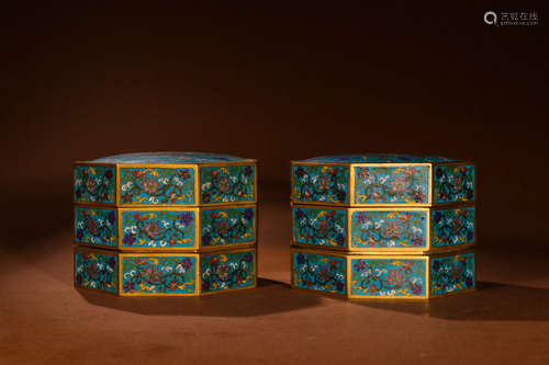 A Pair of Chinese Dragon Pattern Cloisonne Box with Cover