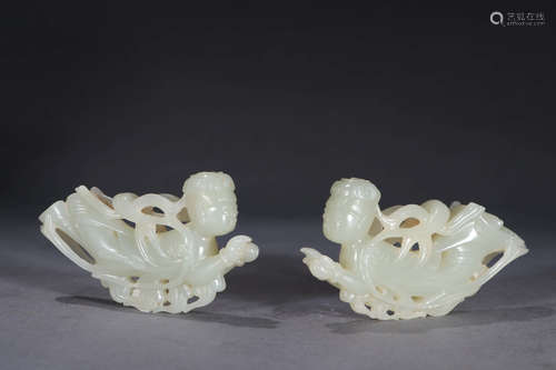 A Pair of Chinese Hetian Jade Carved Figure Ornaments