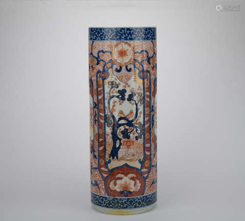 Qing dynasty multicolored jar with flowers and birds pattern