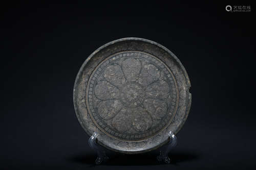 Qing dynasty bronze plate  inlaid with silver