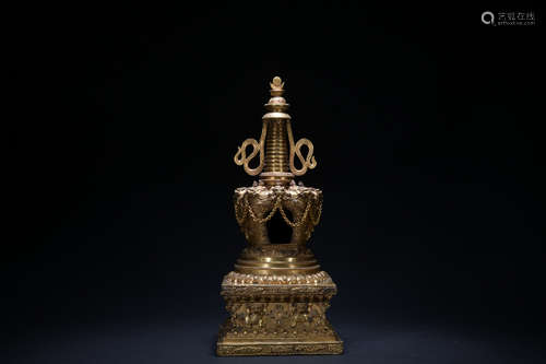 Qing dynasty gilt bronze pagoda