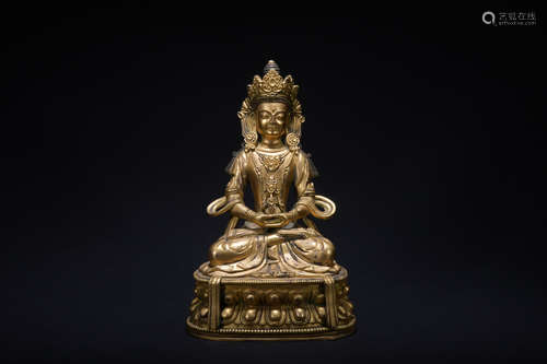 Qing dynasty gilt bronze statue of the Buddha of Immeasurable Life