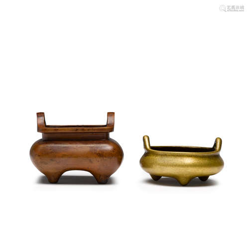 Two cast bronze censers  Qing dynasty