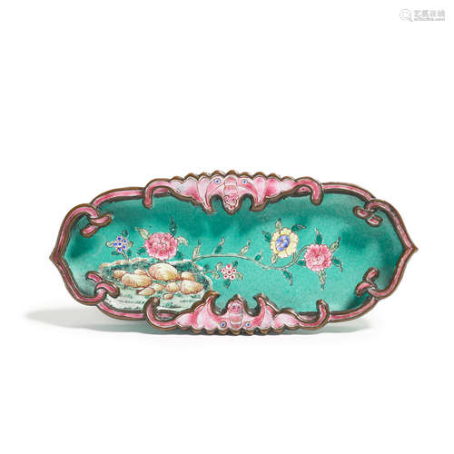 A CANTON ENAMEL LEAF-SHAPED TRAY  Qianlong