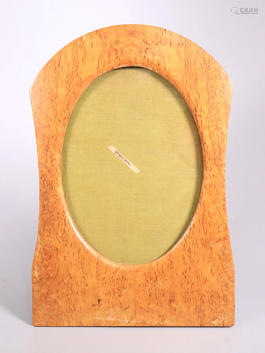 German Jugendstil Sweet Birch Oval Photo Frame