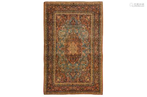 A VERY FINE ISFAHAN RUG, CENTRAL PERSIA