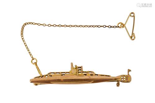 A submarine brooch, circa 1915