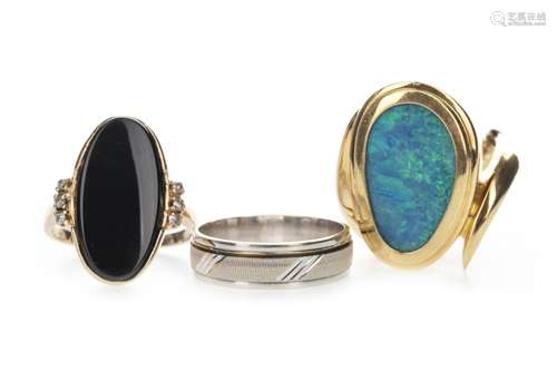 AN OPAL DOUBLET RING, BLACK HARDSTONE RING AND A WEDDING BAND