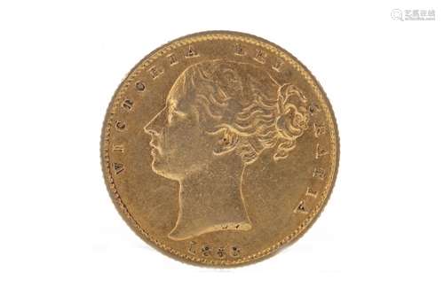 QUEEN VICTORIA (1837 - 1901) SOVEREIGN DATED 1858